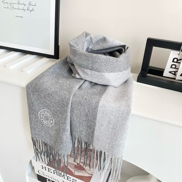 ブランドマフラー角部分ディテール